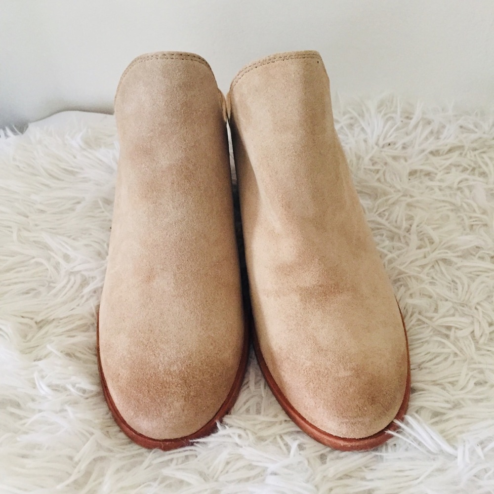 New Frye Suede Heeled Naomi Mules - Picture 5 of 9